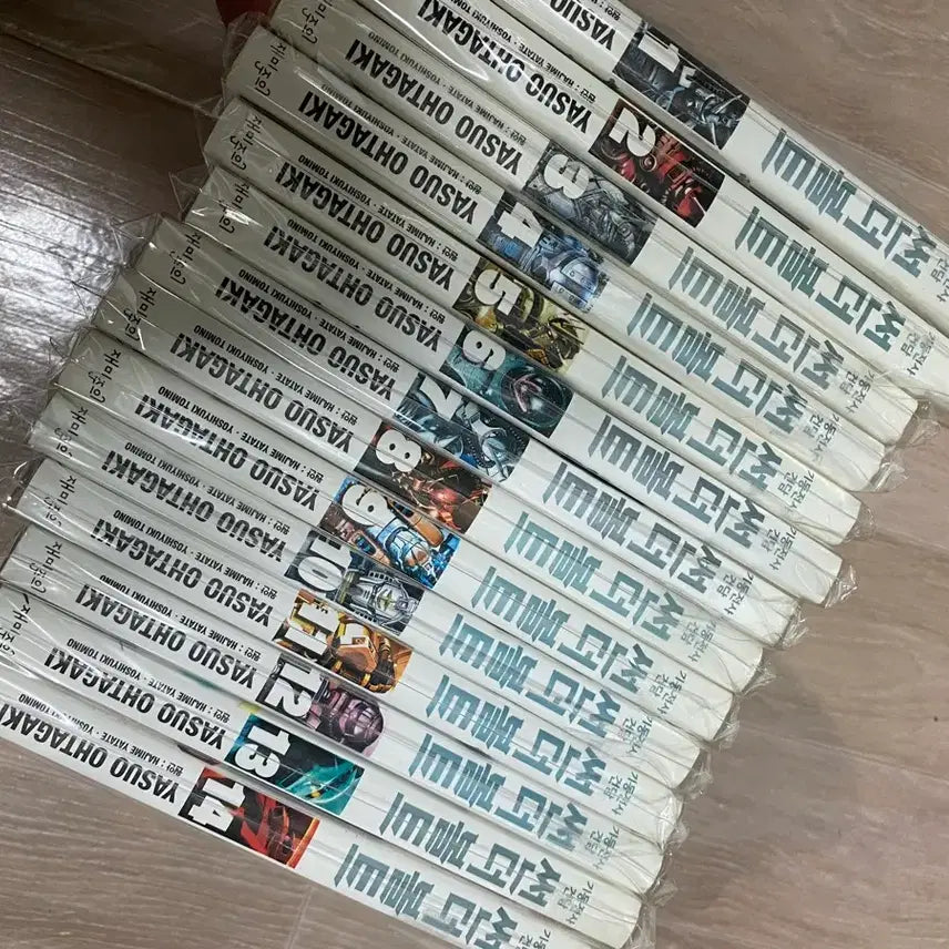 [BUNJANG] Mobile Suit Gundam Thunderbolt Manga Vol. 1-14 / (최종가)만화 기동전사 건담 썬더볼트 1~14 팝니다.