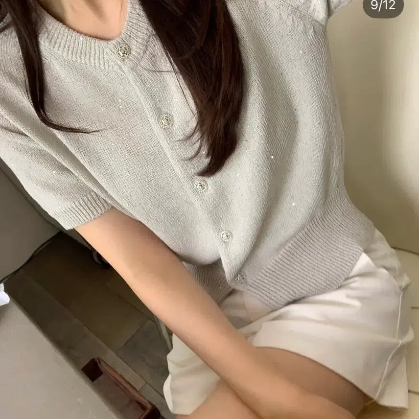 [BUNJANG] Aisle Sequin Short-Sleeve Knit Cardigan White / (새상품) (화이트 컬러) 아일 Aisle 시퀸 반팔 니트 가디건