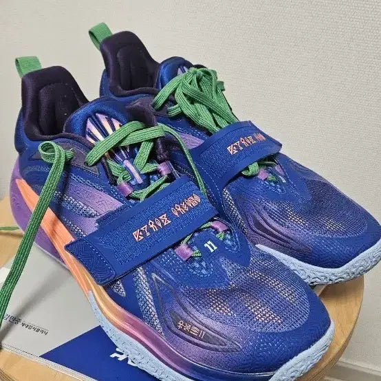 [BUNJANG] Nike Kyrie 1 Basketball Shoes / 카이리 1 275
