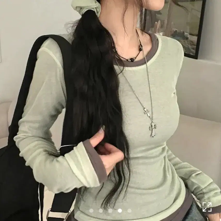 [BUNJANG] A-bly Vivi See-through Layered U-neck Long Sleeve Inner T-shirt / (새상품)에이블리 비비 시스루 레이어드 유넥 이너 긴팔 티셔츠