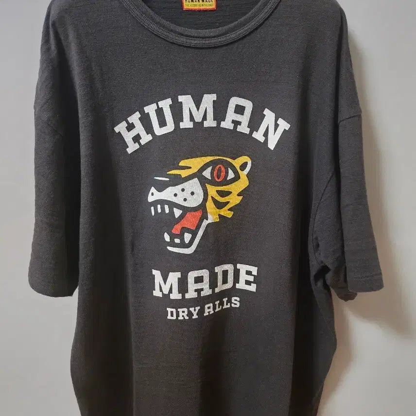 [BUNJANG] Human Made Tiger Graphic T-Shirt 2XL / 휴먼메이드 타이거 그래픽 반팔티 2XL