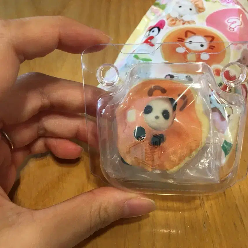 [BUNJANG] Sylvanian Families Kirakira Lottery Blind Bag Secret Panda Pancake / 실바니안 키라키라 쿠지 블라인드백 시크릿 판다 팬케이크