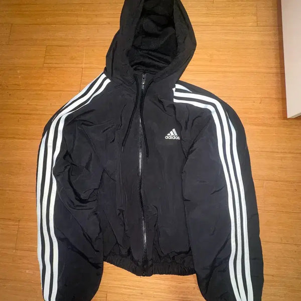 [BUNJANG] Adidas Women's Cropped Windbreaker / 여성 아디다스 크롭 바람막이