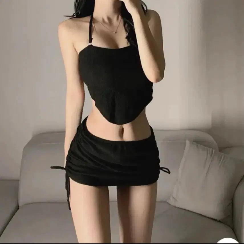 [BUNJANG] Black Halterneck Tube Top & Shirring Mini Skirt Swimsuit Set / 블랙 홀터넥 튜브탑 + 셔링 미니 스커트 레쉬가드 모노키니 비키니 수영복