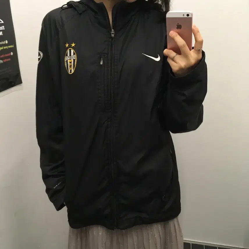 [BUNJANG] Nike Juventus Windbreaker Jacket / 나이키 유벤투스 윈드브레이커