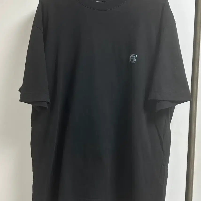 [BUNJANG] Solid Homme 22SS Black Back Logo Short Sleeve T-Shirt / [50] 솔리드옴므 22SS 블랙 백로고 반팔 티셔츠