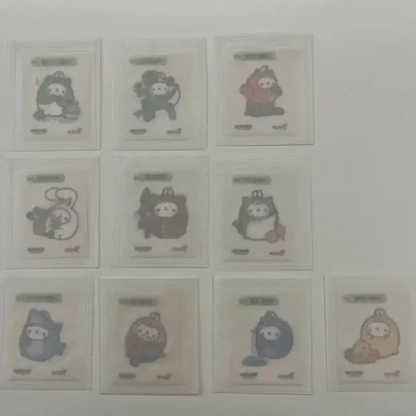 [BUNJANG] Yeziiminn Animal Mollangi Ttibbi Seal 10-Type Complete Set / 예지미인 동물 몰랑이 띠부씰 10종 완성본