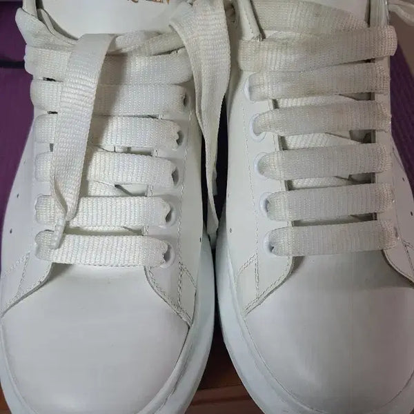 [BUNJANG] Alexander McQueen Oversized Sole Sneakers White / 알렉산더 맥퀸 오버솔 스니커즈 화이트