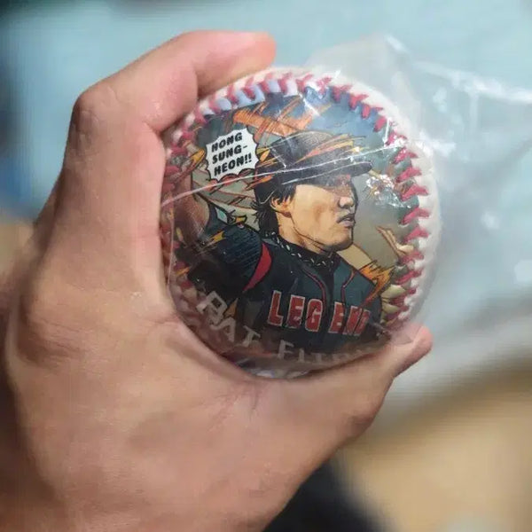 [BUNJANG] Hong Sung-heon Signed Baseball - Sealed / 홍성흔 포토볼 미개봉