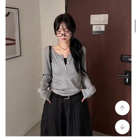 [BUNJANG] Gray Henley Neck T-Shirt / 헨리넥 티셔츠