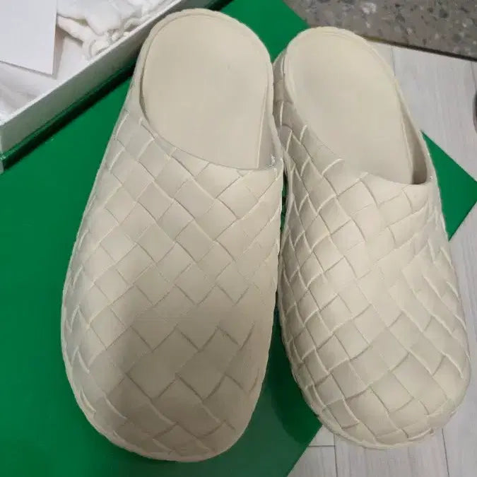 [BUNJANG] Bottega Veneta Bibi Clog Sea Salt EU 40 / 보테가베네타 비비 클로그