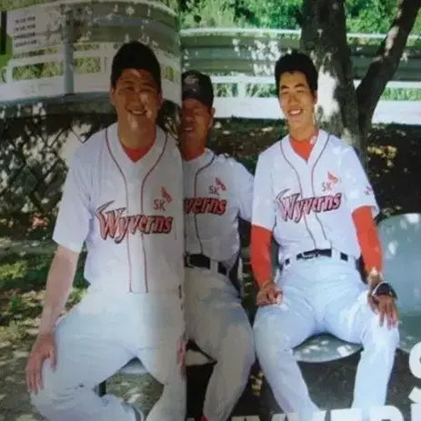 [BUNJANG] SK Wyverns Wi Dae-han Baseball Card / 위대한