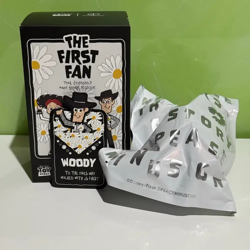 [BUNJANG] Peaceminusone x Toy Story Woody Plush Keychain / 피스마이너스원 x 토이 스토리 더 퍼스트팬 플러시 키링 우디