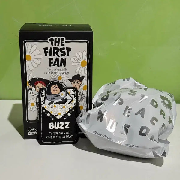 [BUNJANG] PEACEMINUSONE x Toy Story Buzz Lightyear Plush Keychain / 피스마이너스원 x 토이 스토리 더 퍼스트팬 플러시 키링 버즈
