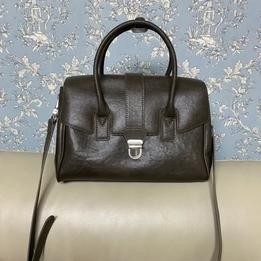 [BUNJANG] Genuine Leather Crossbody Tote Bag / 천연소가죽 크로스백  도트백