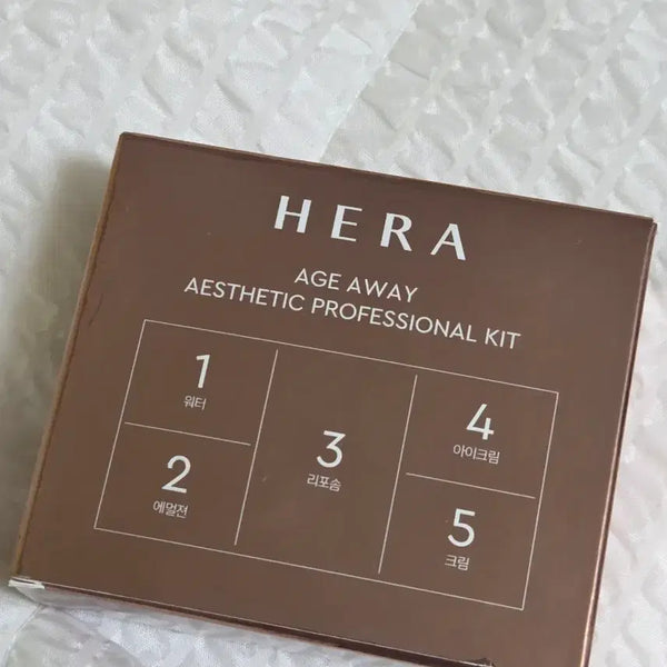 [BUNJANG] Hera Age Away Professional Kit / 헤라 에이지 어웨이 프로페셔널 키트