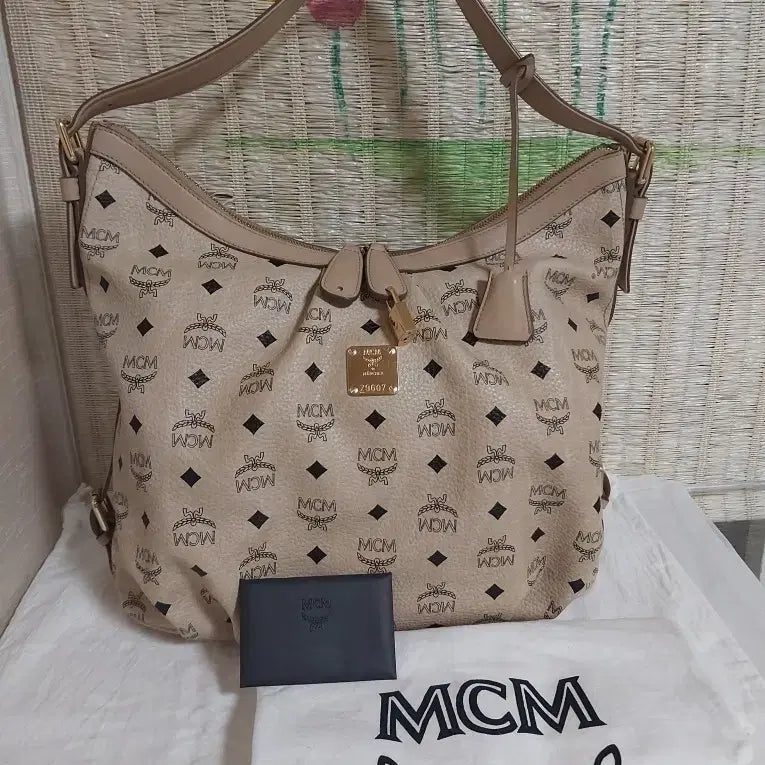 [BUNJANG] MCM Visetos Hobo Bag Beige / 정품)MCM 비세토스 호보백 베이지