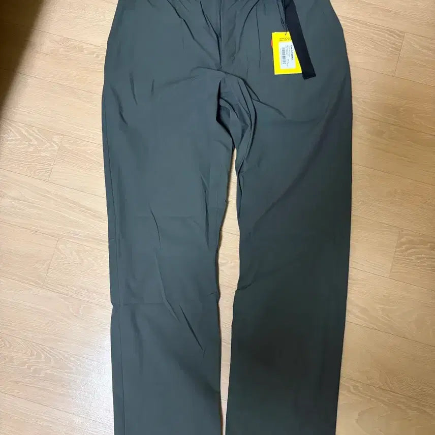 [BUNJANG] Sunlove Dorei Quick Trousers Charcoal / 새상품) 썬러브 도레이 퀵 트라우저 챠콜