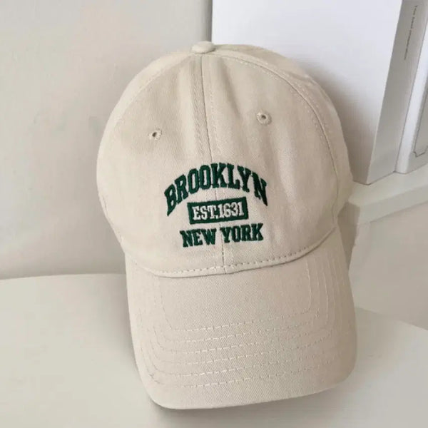[BUNJANG] Brooklyn Embroidery Ivory Cap Hat / (원가 1.0) 에이블리 브루클린 자수 아이보리 캡모자