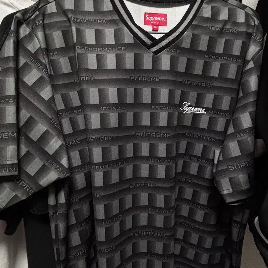 [BUNJANG] Supreme T-Shirt / 슈프림 반팔