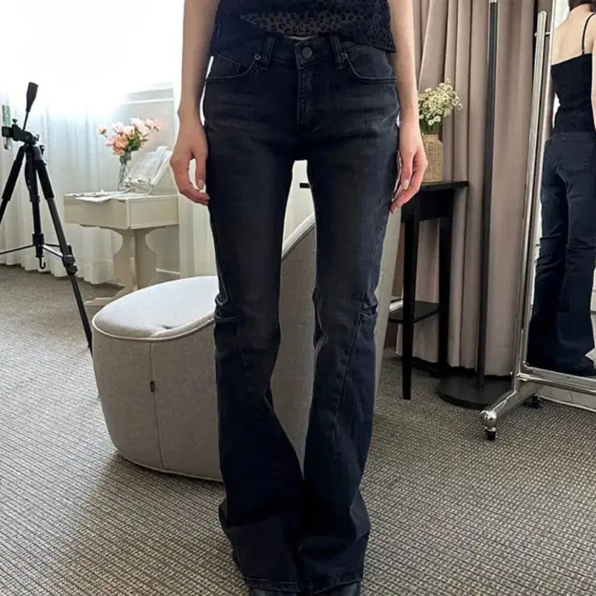 [BUNJANG] Black Washed Bootcut Jeans / 블랙 워싱 부츠컷 청바지