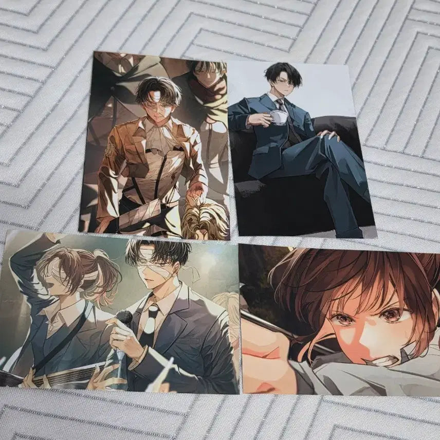 [BUNJANG] Attack on Titan Illustration Postcard Set / 진격의 거인 일러스트 엽서 4장 일괄