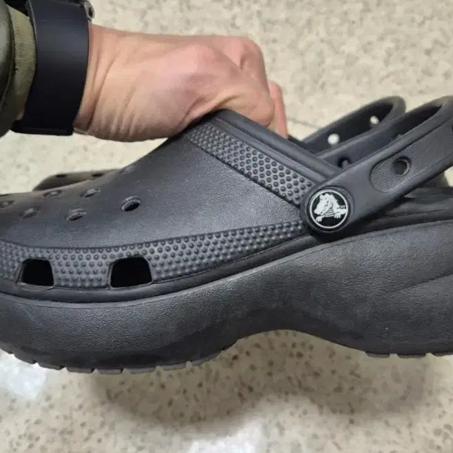 [BUNJANG] Crocs Classic Platform Clog / 크록스 클래식 플랫폼 클로그 230(w6)