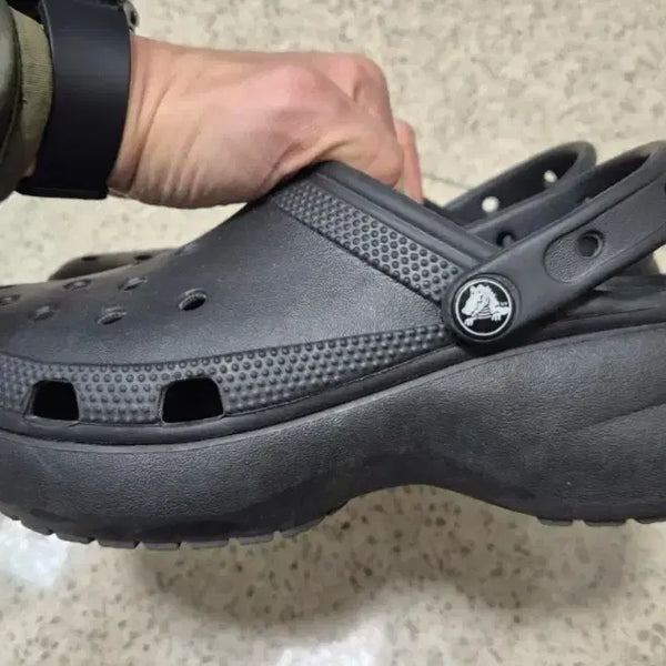 [BUNJANG] Crocs Classic Platform Clog / 크록스 클래식 플랫폼 클로그 230(w6)
