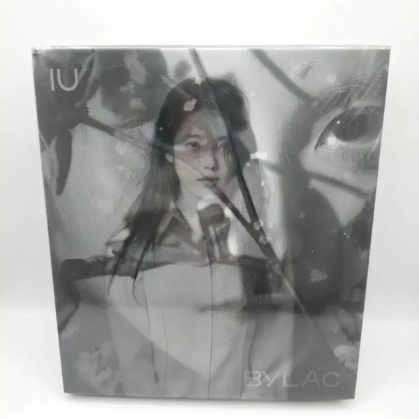 [BUNJANG] IU LILAC Album BYLAC Version (Unsealed) / [개봉] 아이유 LILAC 앨범 BYLAC