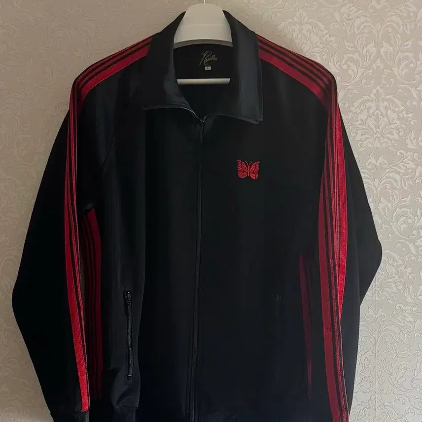 [BUNJANG] Needles Track Jacket LHP Exclusive Black Red Size L / 니들스 트랙자켓 LHP 별주 블랙 레드 L사이즈