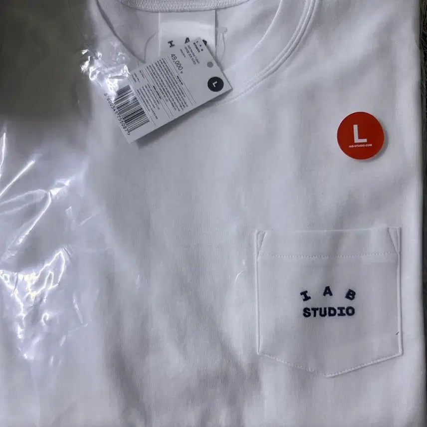 [BUNJANG] IAB STUDIO Pocket T-Shirt White / [새상품] 아이앱 스튜디오 포켓 티셔츠 화이트
