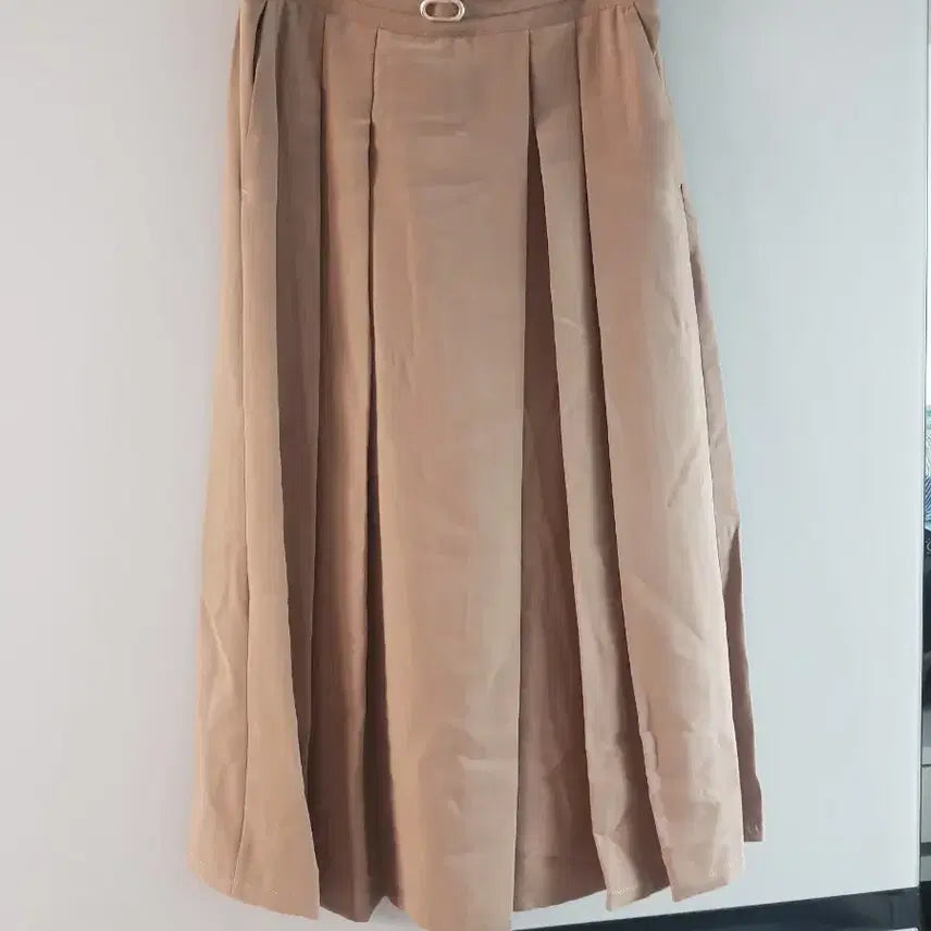 [BUNJANG] Celluti Pinched Skirt Pants (7-8 length) / 새옷)55~날씬66 세루티 7~8부 핀턱 치마바지
