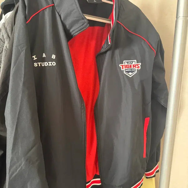 [BUNJANG] Kia Tigers 2024 Authentic Spring/Autumn Jumper L (100) / 기아타이거즈 24 어센틱 춘추점퍼 L(100)