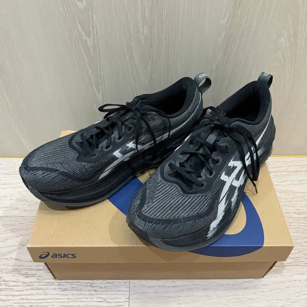 [BUNJANG] Asics Superblast 2 Running Shoes (280mm) / 아식스 슈퍼블라스트 2 280