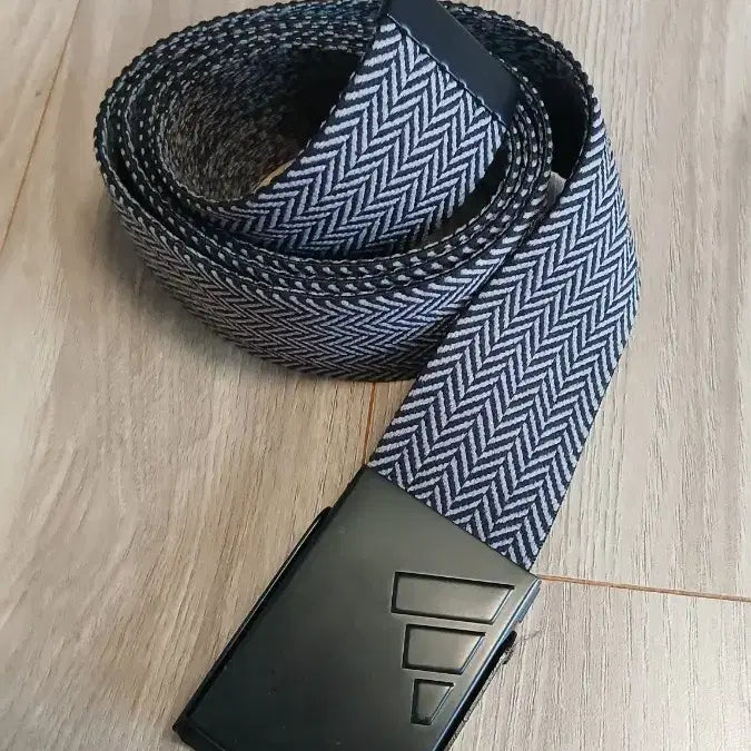 [BUNJANG] Adidas Herringbone Pattern Belt Black / 아디다스 벨트 헤링본 패턴 블랙 하자 약간칠벗김 저렴