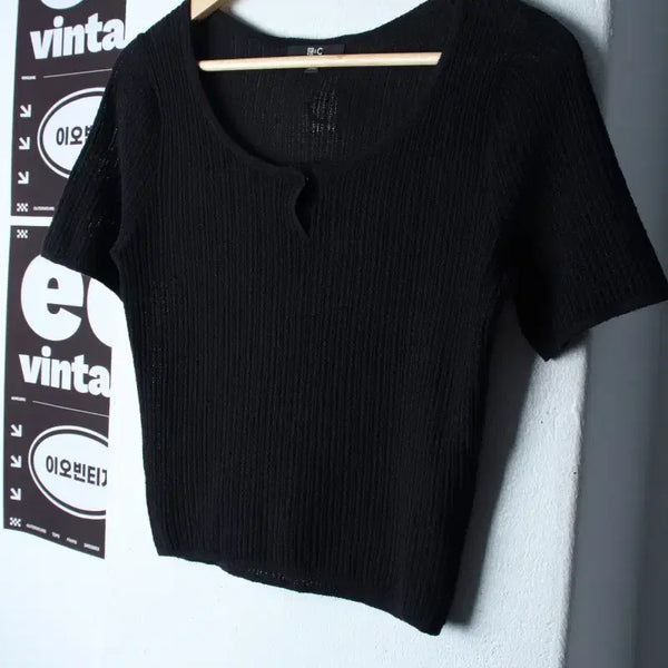 [BUNJANG] Uniqlo C-Line Knit See-through Crop T-Shirt (M-L) / W(M-L) 유니클로 반팔 티셔츠 C라인 니트 시스루 크롭-H35656