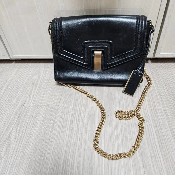 [BUNJANG] Joy Gryson Black Leather Crossbody Bag with Gold Chain Strap / 조이그라이슨 가방 크로스백