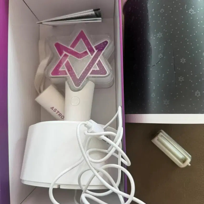 [BUNJANG] ASTRO Lightstick Roboong Version 1 / 아스트로 응원봉 로봉이 버전1