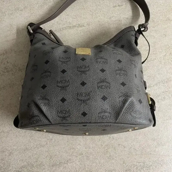 [BUNJANG] MCM Visetos Hobo Bag / MCM 비세토스 호보백