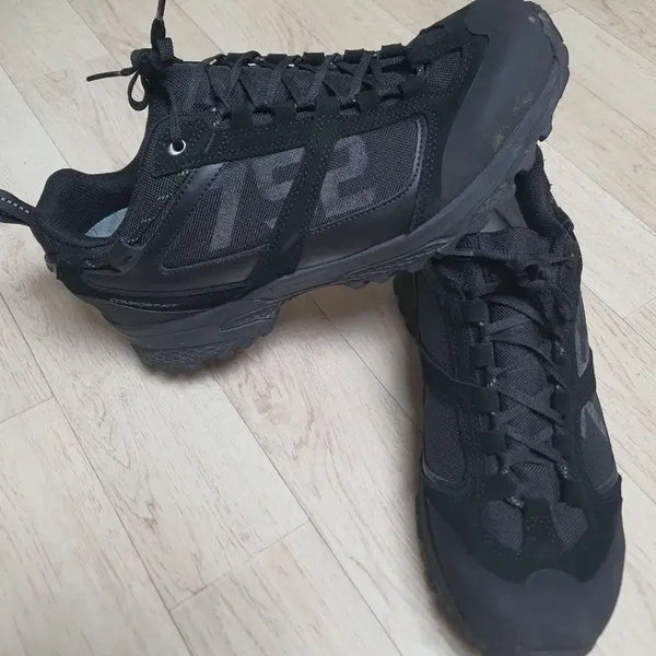 [BUNJANG] Treksta Gore-Tex Hiking Trekking Shoes Size 285 / 285 트렉스타 고어텍스 등산화 트레킹화 285사이즈 완전좋아요
