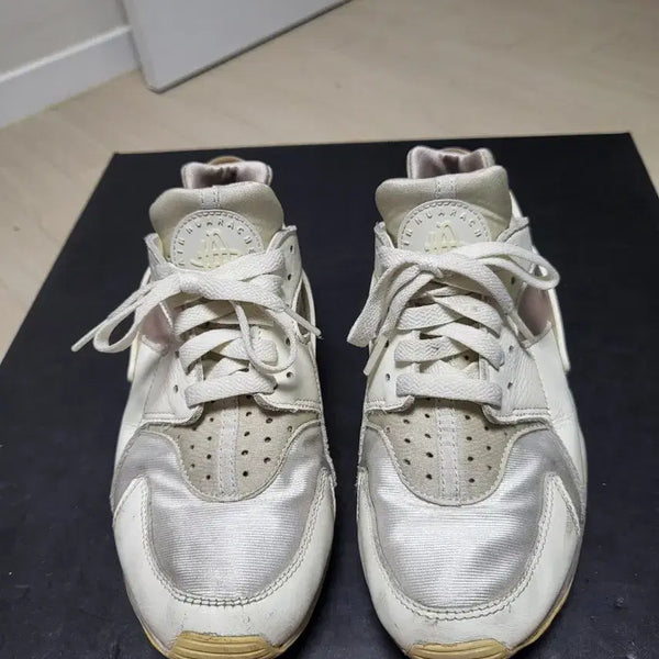 [BUNJANG] Nike Air Huarache White Sneakers (250mm) / 나이키 에어 허라치 흰색 250mm 상태매우좋음