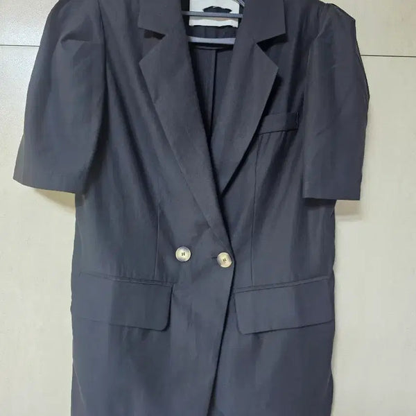 [BUNJANG] Black Puff Sleeve Double Button Linen Jacket / 새상품 블랙 퍼프 소매 더블 텐셜 린넨 버튼 자켓