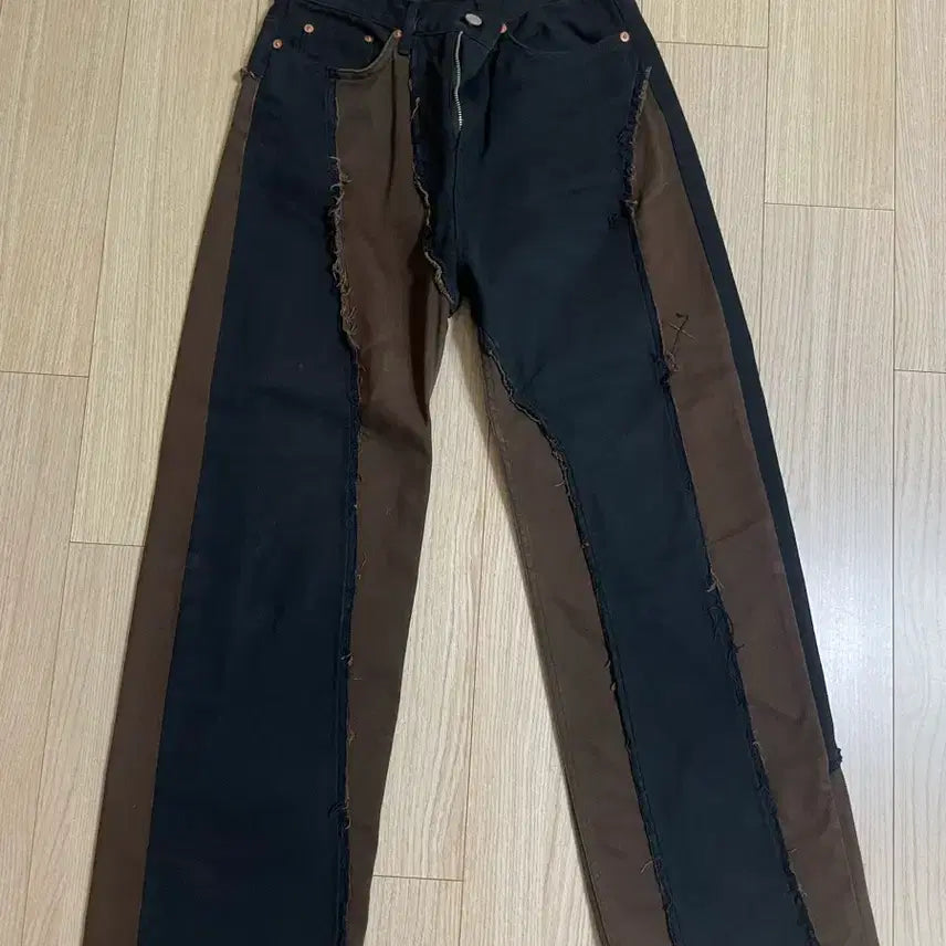[BUNJANG] Label Archive Cut Off Spliced Jeans Black & Brown / [3]라벨아카이브 컷오브진 청바지cut off spliced jeans black&brown