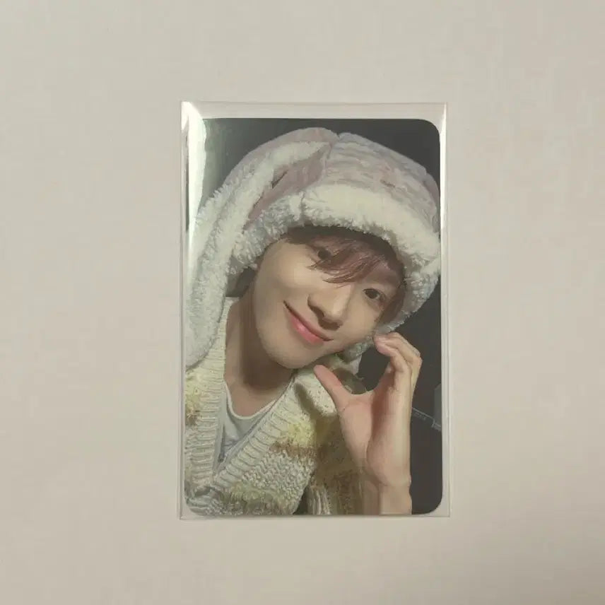[BUNJANG] BOYNEXTDOOR Yunhak Music Video Lucky Draw Rabbit Photocard / 보이넥스트도어 운학 노장르 뮤브 럭드 토끼포카