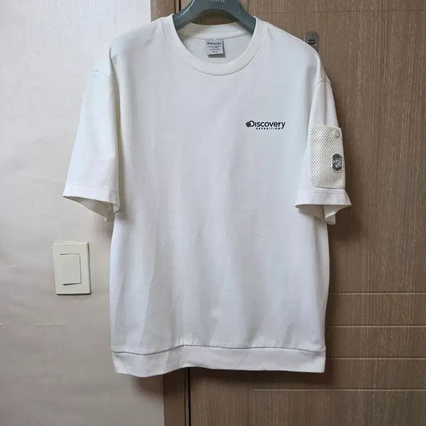[BUNJANG] Discovery Expedition White Short Sleeve T-Shirt Size 105 / 디스커버리 반팔 105