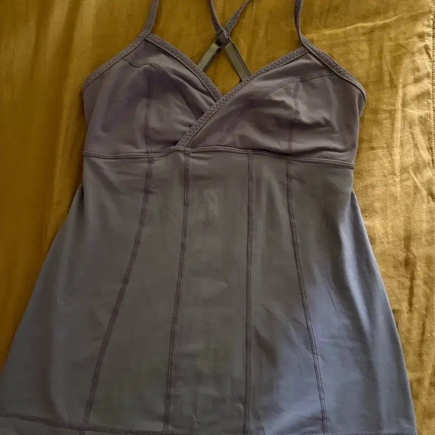[BUNJANG] Lululemon Lavender Yoga & Pilates Top Size 4 (55) / 요가 필라테스  라벤더 룰루레몬 상의 4 (55)