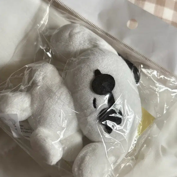 [BUNJANG] Jujutsu Kaisen Gojo Sunglasses Cinnamoroll Sanrio Doll Keychain (Sealed) / 미개봉] 고죠 선글라스 시나모롤 산리오 인형 키링