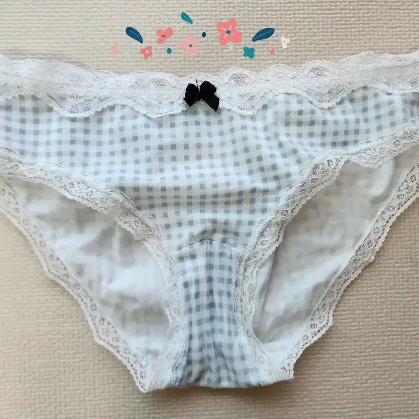 [BUNJANG] Women's Basic & Lovely Briefs (Size S-M) / (중고)스페셜 데일리  여성팬티 속옷
