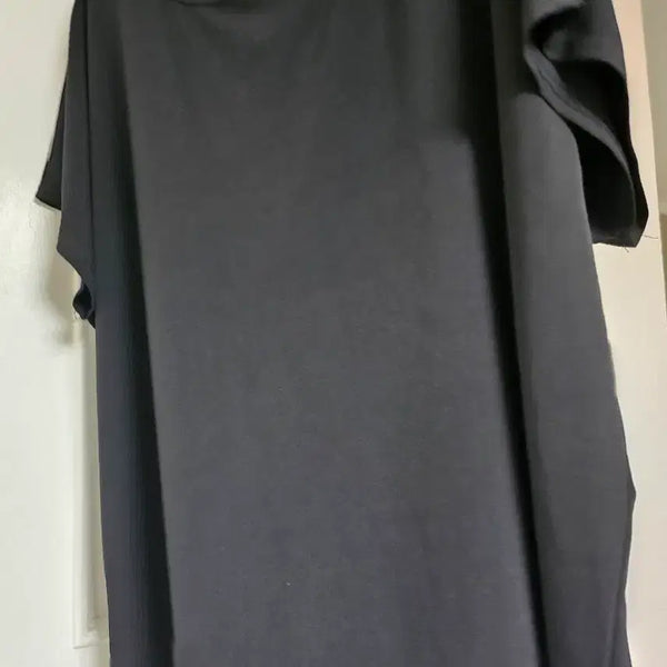 [BUNJANG] Black Round Neck Loose Fit Short Sleeve T-Shirt / 블랙 라운드넥 루즈핏 반팔