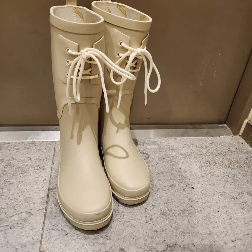 [BUNJANG] Rain Boots / 240) 레인부츠/장화 (거의 새상품)